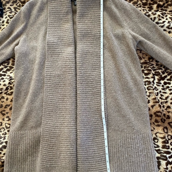 SAKS FIFTH AVENUE CARDIGAN - Picture 5 of 8